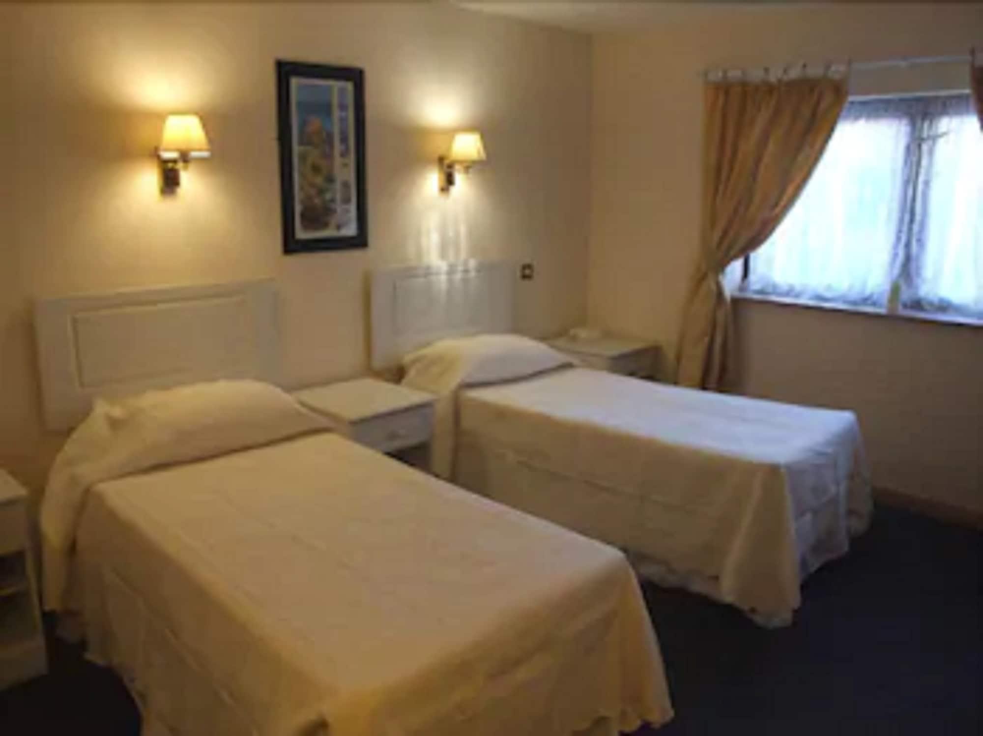 The Amblehurst Hotel Sale Dış mekan fotoğraf